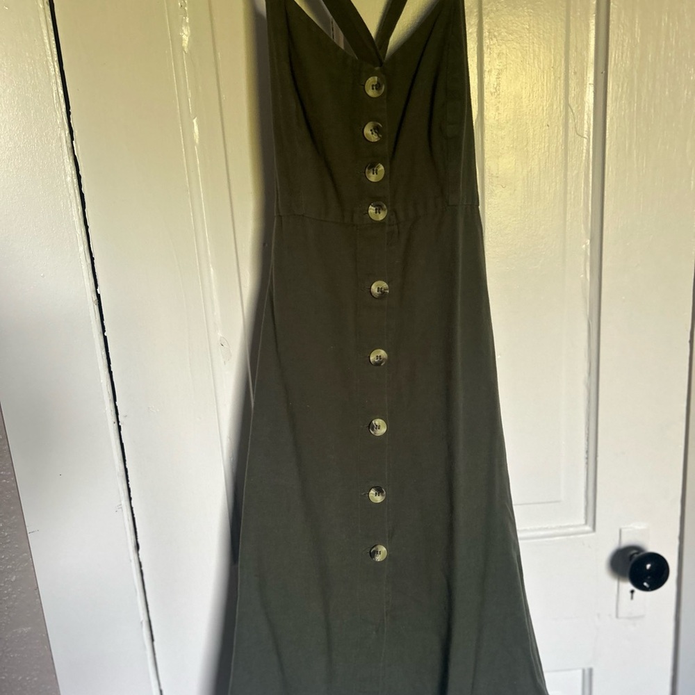 Elegant Olive Green Button-Down Dress